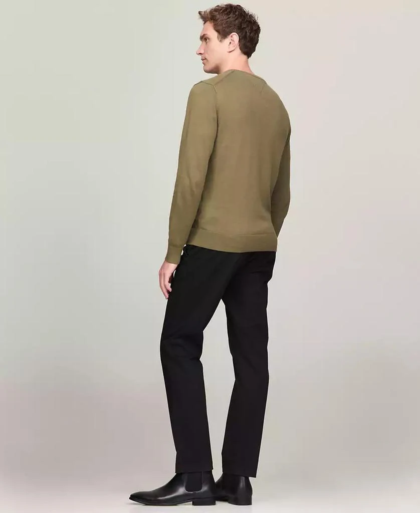 Tommy Hilfiger Men's Essential Solid Crew Neck Sweater 2