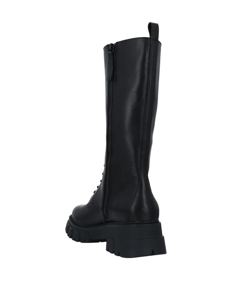 Ash Boots 3