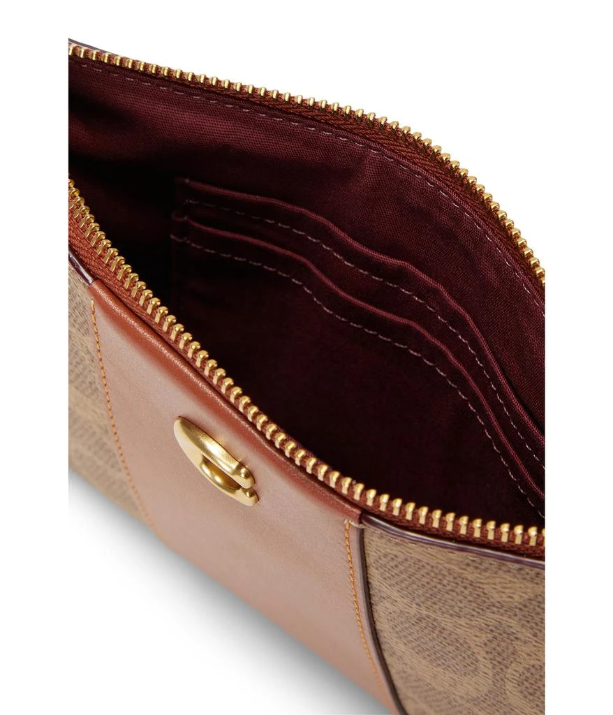 Coach Small Wristlet 3