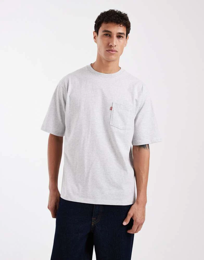 Levi
s Levi
s chest pocket tab t-shirt in grey marl