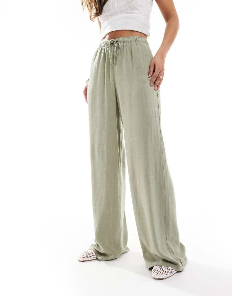 Stradivarius Stradivarius linen look pull on trouser in khaki 4