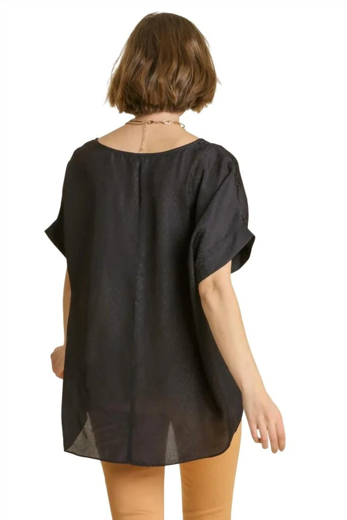 Umgee Umgee - Animal Jacquard Dolman Sleeve Top 3