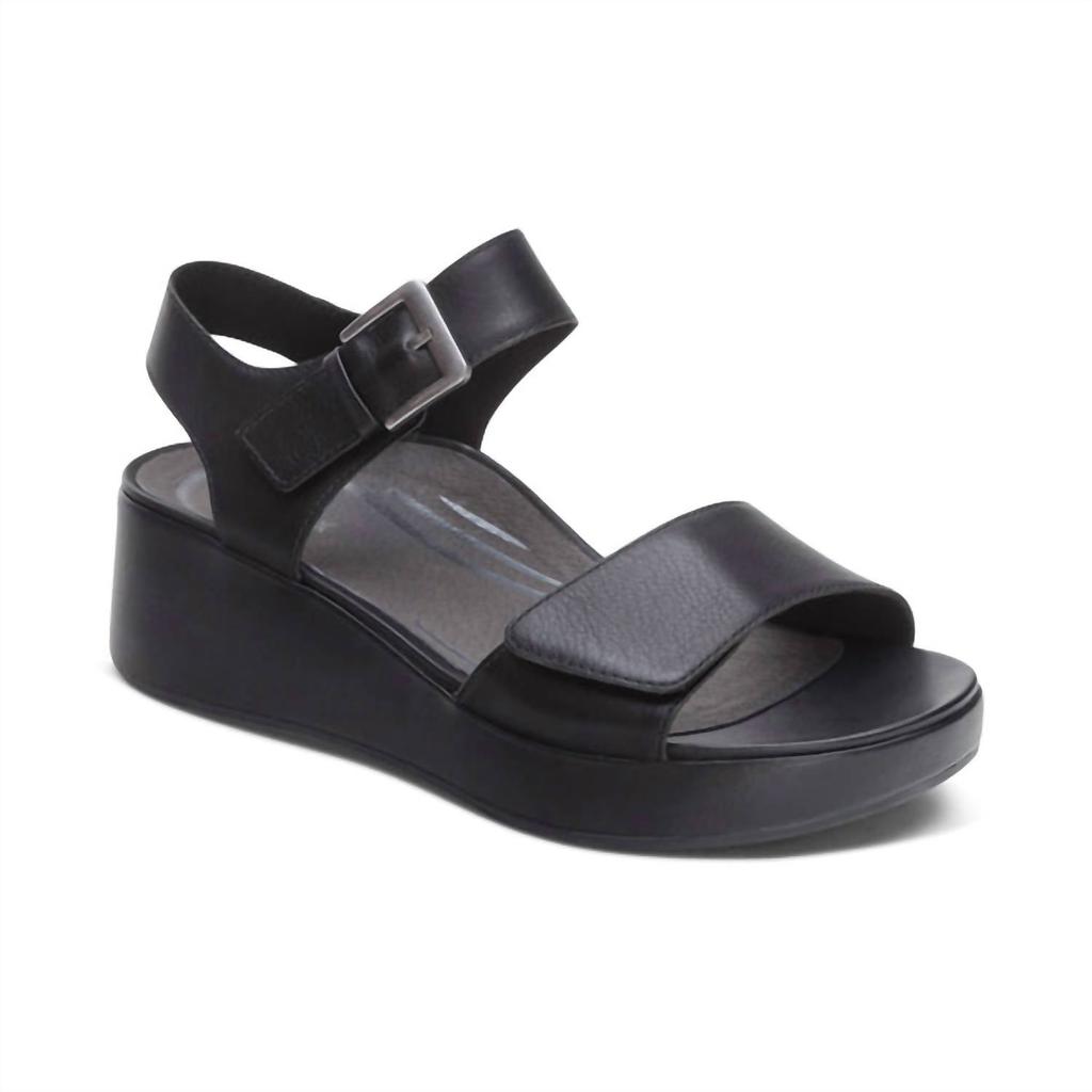 Aetrex Aetrex - Women
s Ariel Adjustable Quarter Strap Wedge