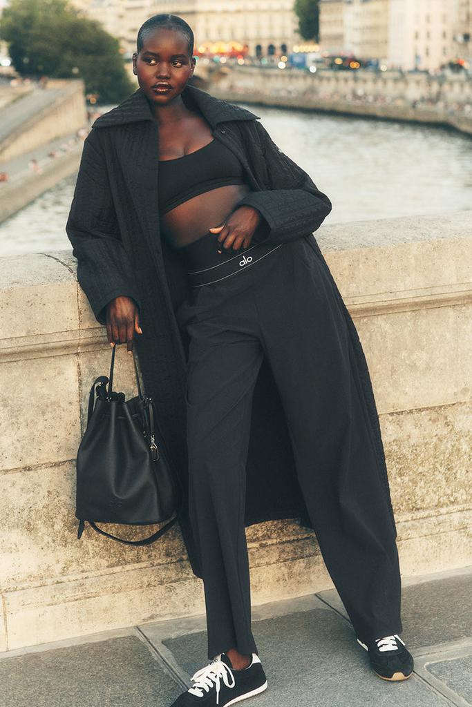 正規品 alo yoga SuitUpTrouserブラック S(US4-6) Alo Suit Up Trouser (Regular) - Green Olive - Leggings