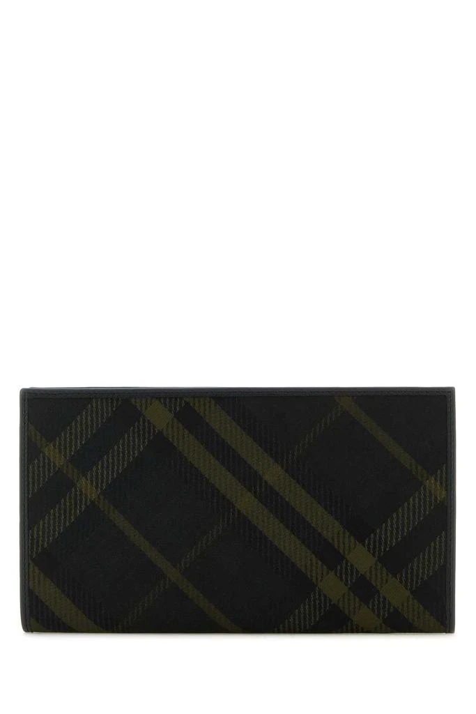 Burberry Burberry	Checked Zipped Continental Wallet 1