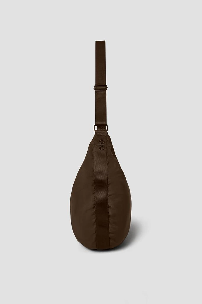 Alo Om The Go Gym Sling Bag - Espresso 3