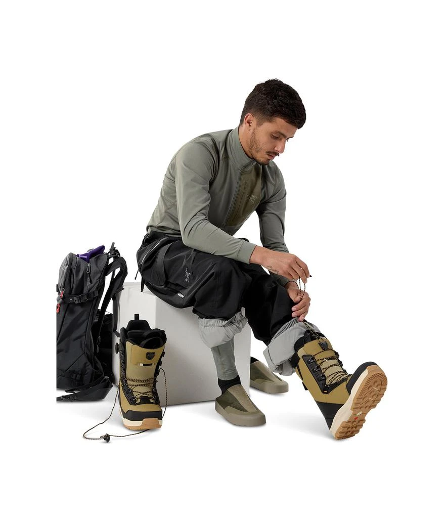 Arc'teryx Rho LT Zip Neck 4