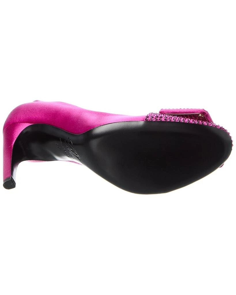 Roger Vivier Satin Pump 4