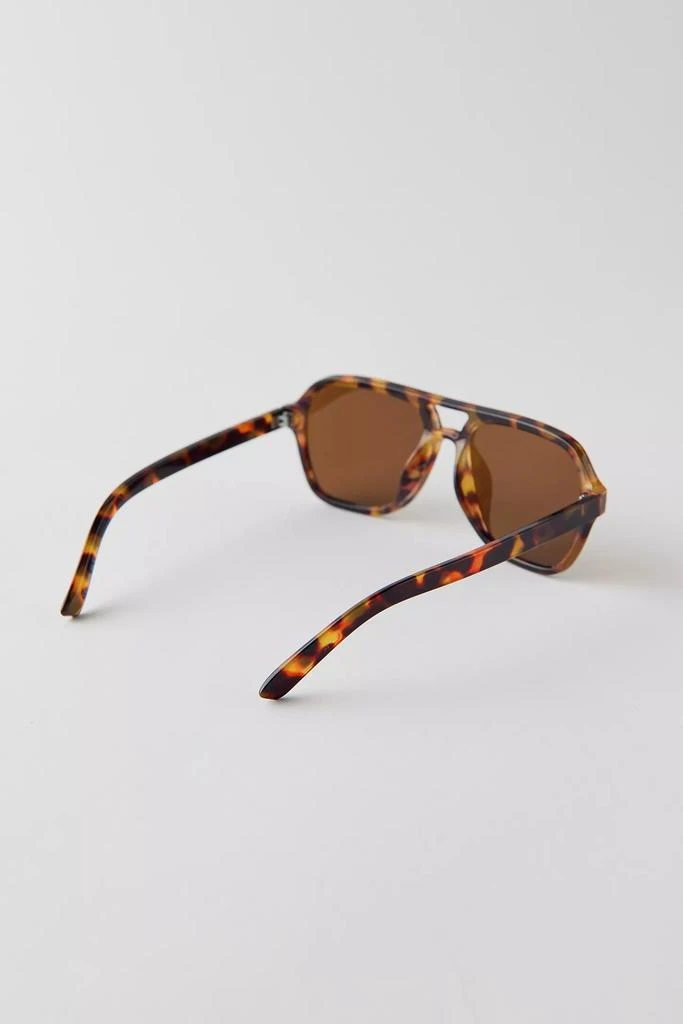 Shop UO Essential Aviator Sunglasses on Sale at BeyondStyle  display picture 1