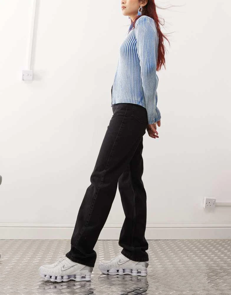 Weekday Weekday Rowe extra high waist regular fit straight leg jeans in Echo Black 3