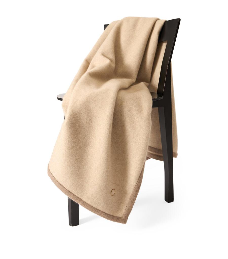 Oyuna Cashmere Arteno Throw (200cm x 145cm)