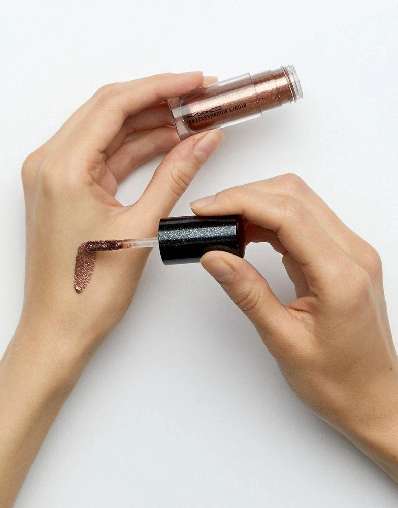 MAC MAC Dazzleshadow Liquid - Rayon Rays 4