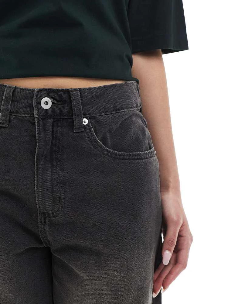 Vans Vans Sirelle cut-off jorts in washed black 3