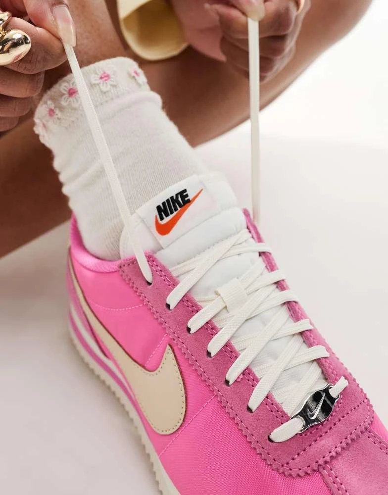 NIKE Nike Cortez TXT suede trainers in pink and grey 4