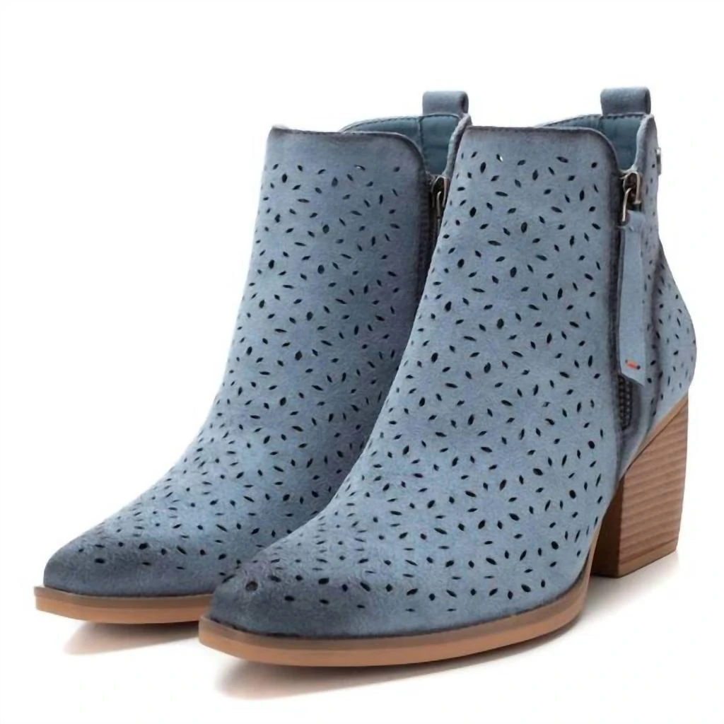 Refresh Women's Ankle Booties In Blue 4