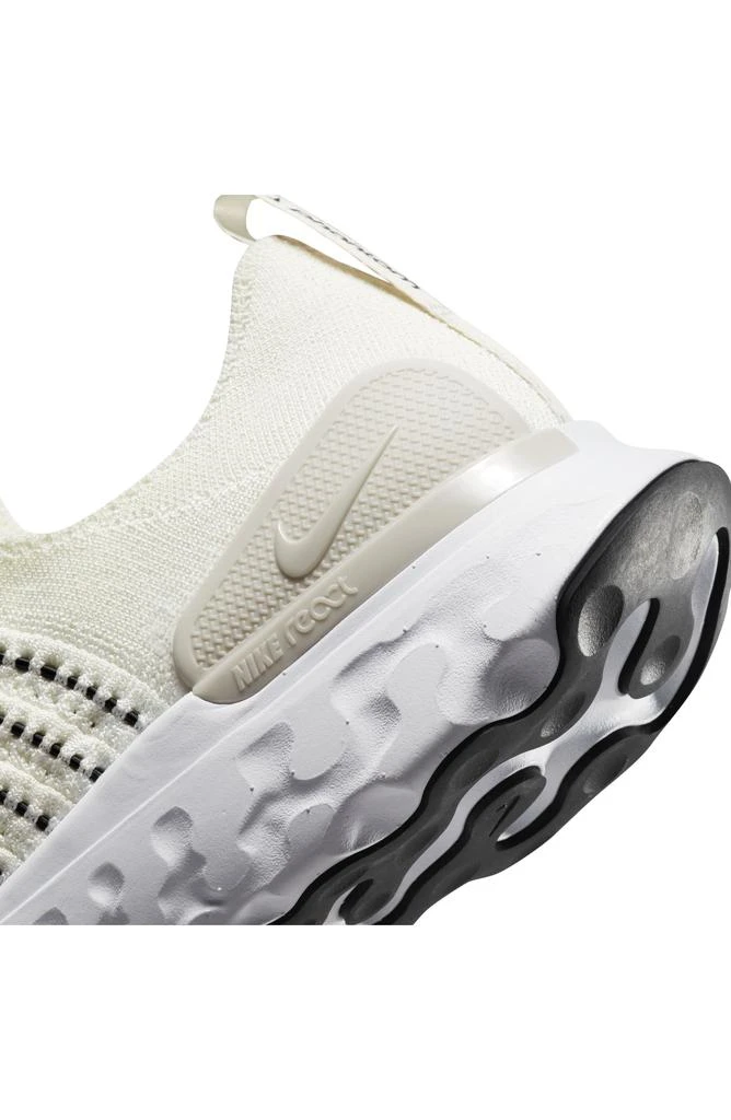 NIKE React Phantom Run Flyknit 2 Running Shoe 7