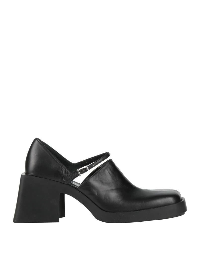 Justine Clenquet Pump 1