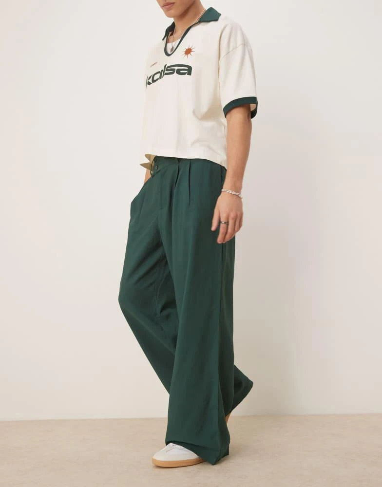 ASOS ASOS DESIGN loose fit smart trousers in green 3
