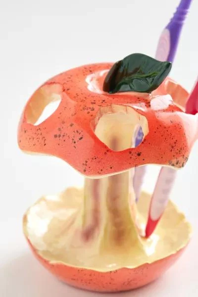 Urban Outfitters Trash Apple Toothbrush Holder 4