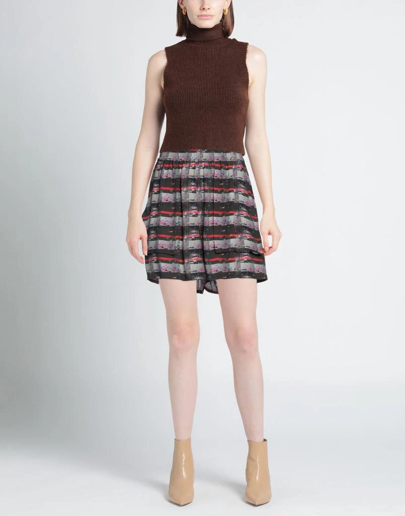 Costume National Shorts & Bermuda 2