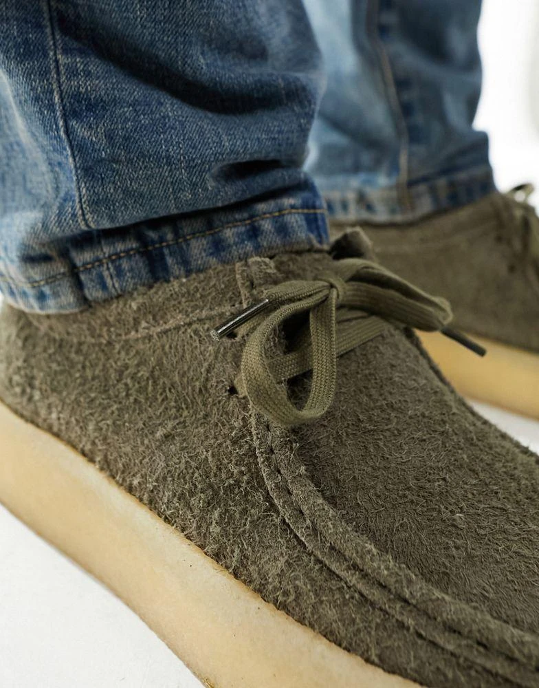 Clarks Clarks Originals Wallabee cupsole shoes in grey suede 2