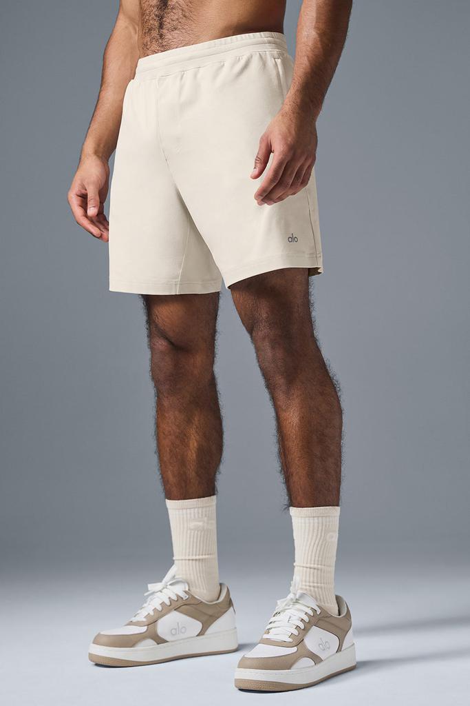 Alo 7" Conquer React Performance Short - Bone