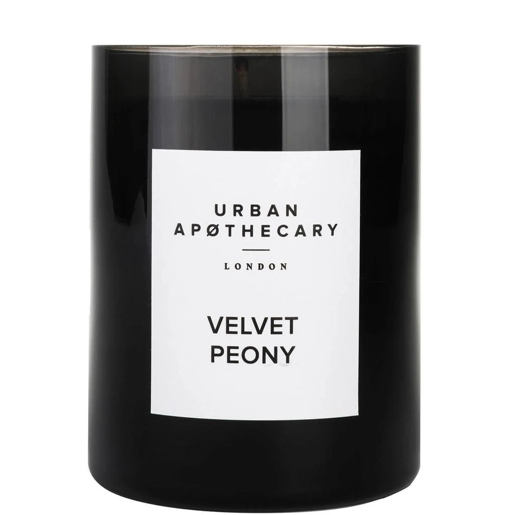 Urban Apothecary Urban Apothecary Velvet Peony Luxury Candle 300g 1
