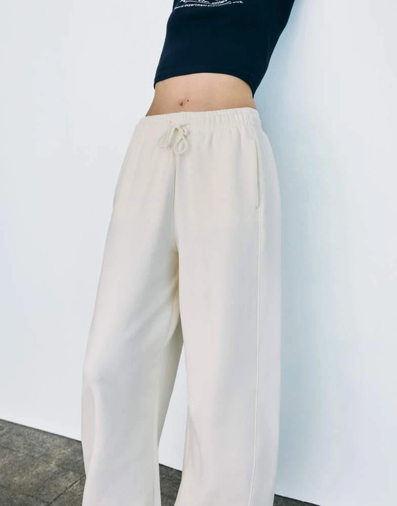 Bershka Bershka plush barrel trousers in white 3