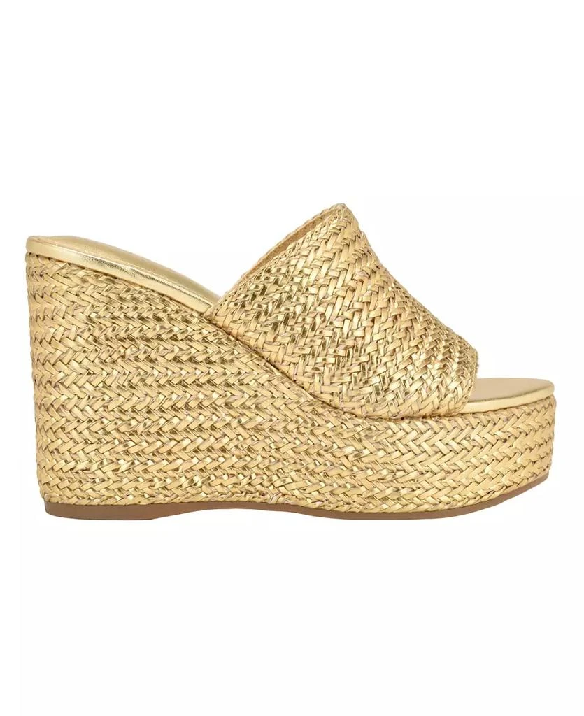GUESS Women's Yenisa Platform Wedge Sandals 6