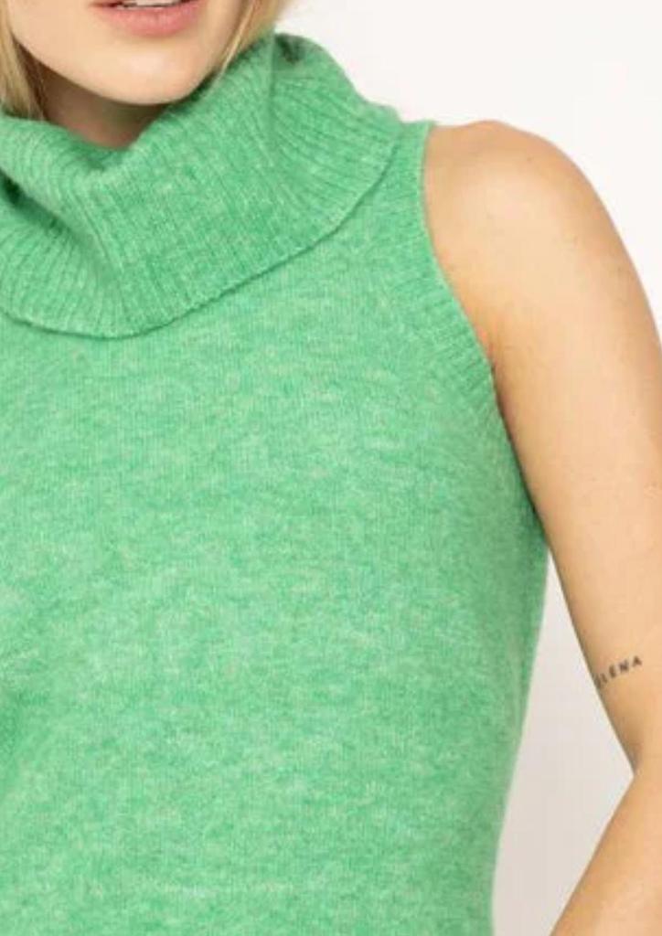 Central Park West Central Park West - Lilia Sleeveless Sweater