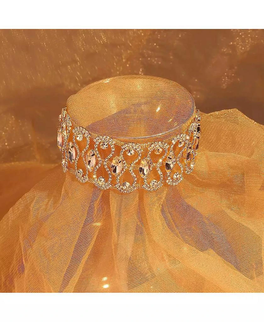 SOHI Gold-Plated Crystal Necklace 2