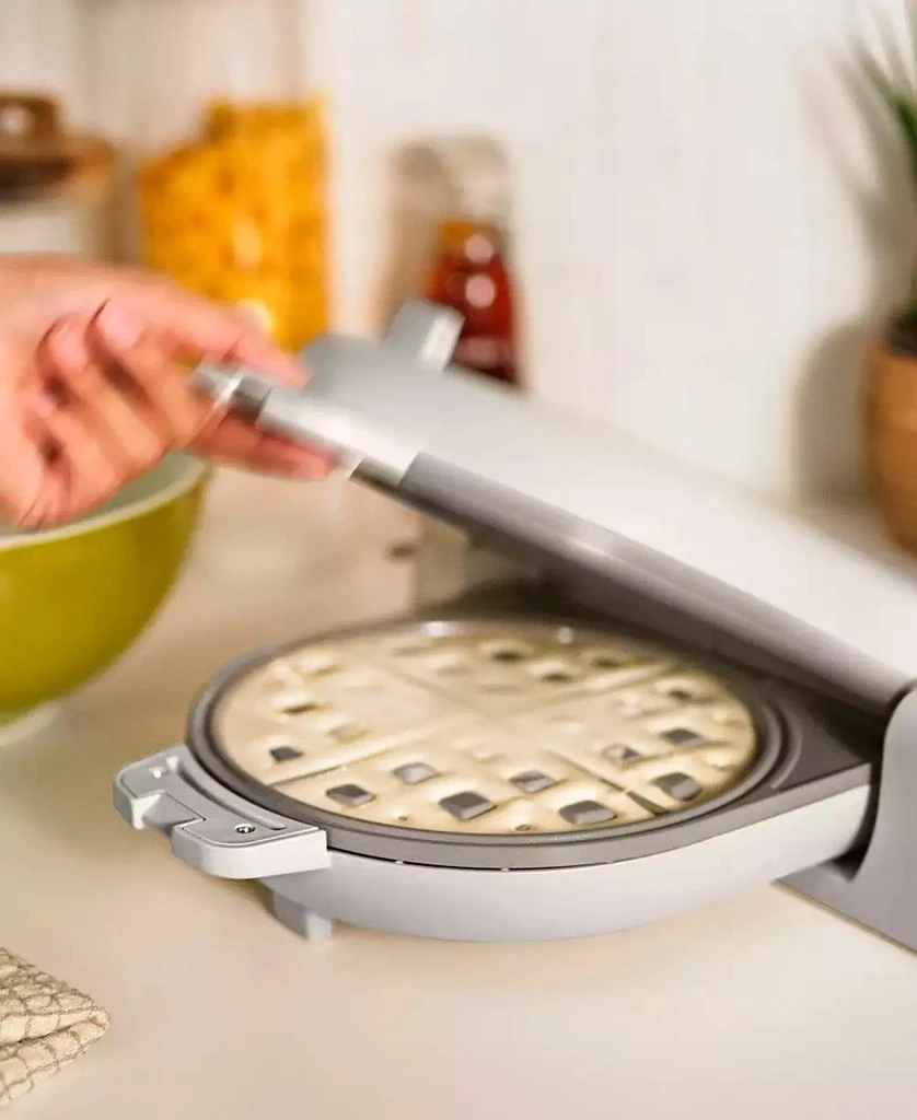 Bella Flip & Store Waffle Maker 9