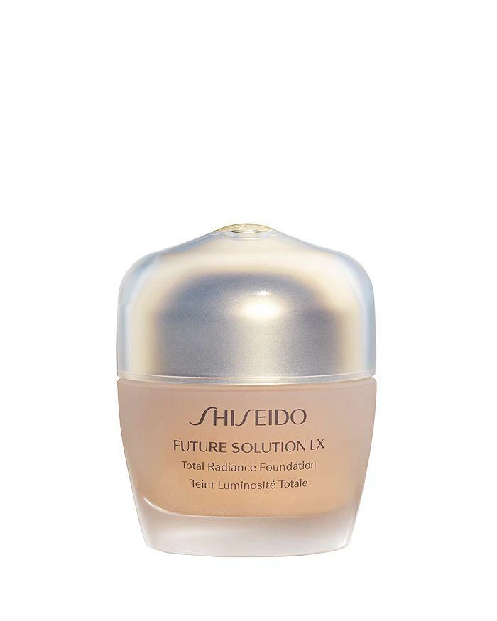 Shiseido Future Solution LX Total Radiance Foundation SPF 20 1
