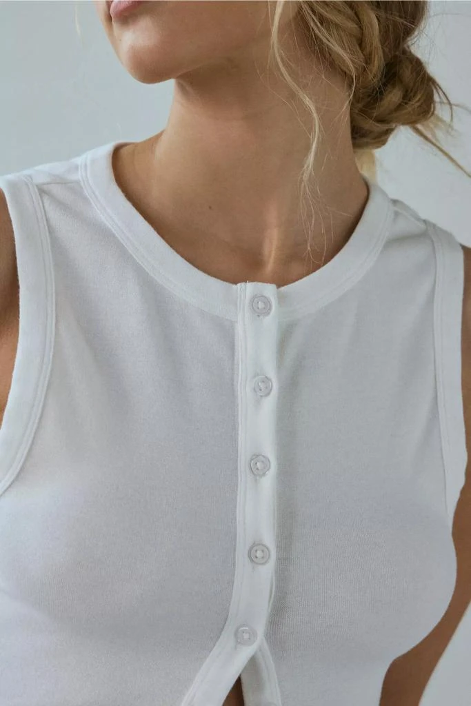 BDG BDG Gigi Knit Button-Down Tank Top 4