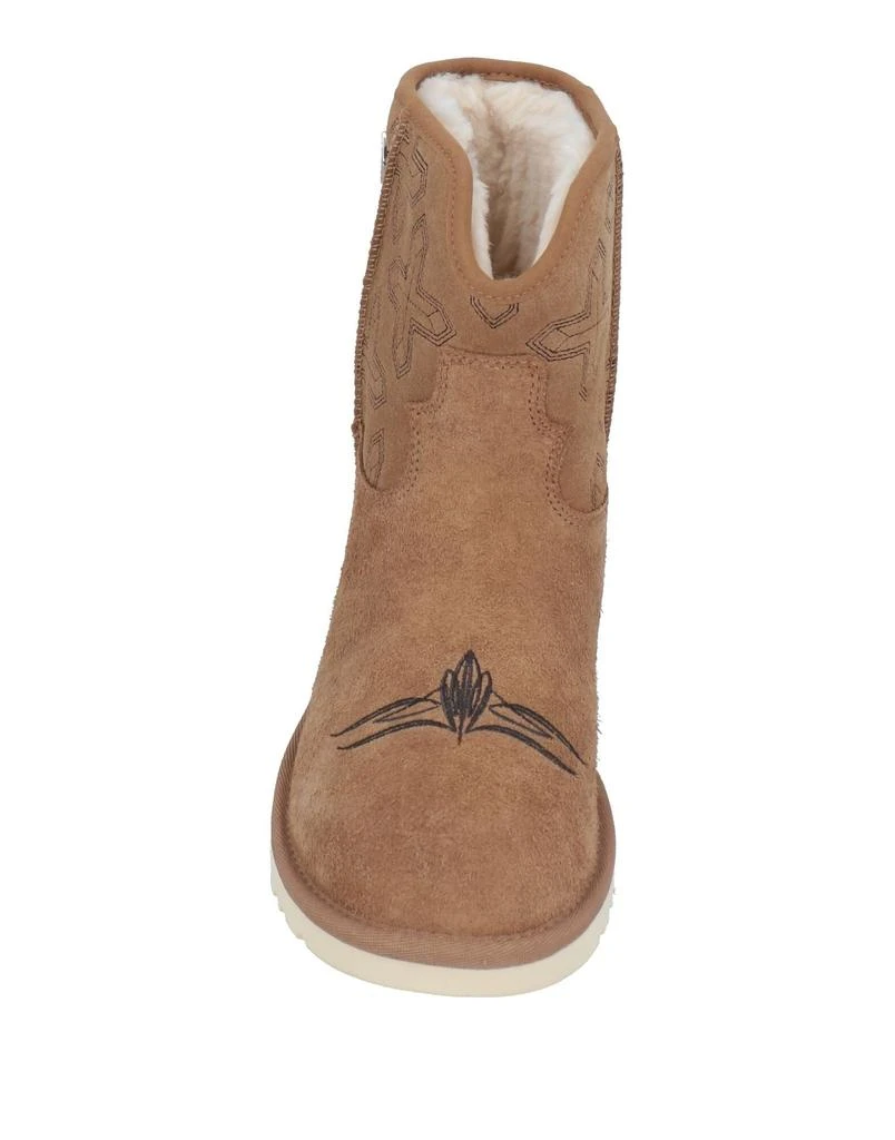 UGG Ankle boot 4
