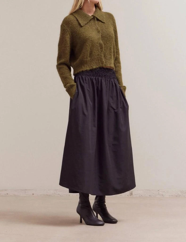 GRADE 
GATHER Grade 
Gather - Collared Neck Cardigan 4