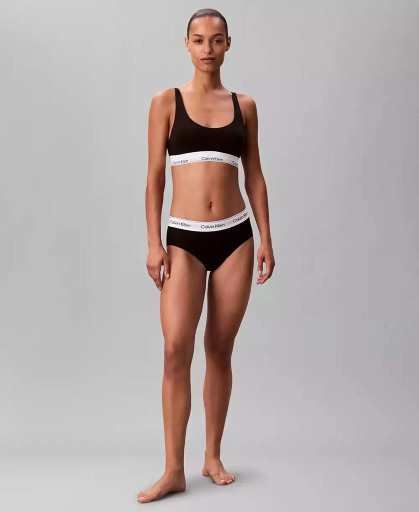 Calvin Klein Women
s Flexible-Fit Full Coverage Bralette QF8503 2