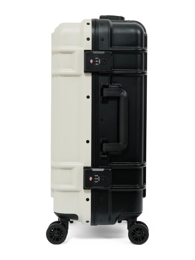 Eastpak Streamlined Suitcases With Reinforced Corners For Ultimate Durability