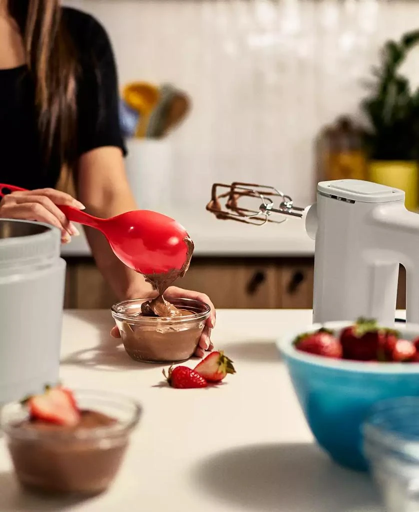 Bella 3.5-Quart Hand and Stand Mixer 9