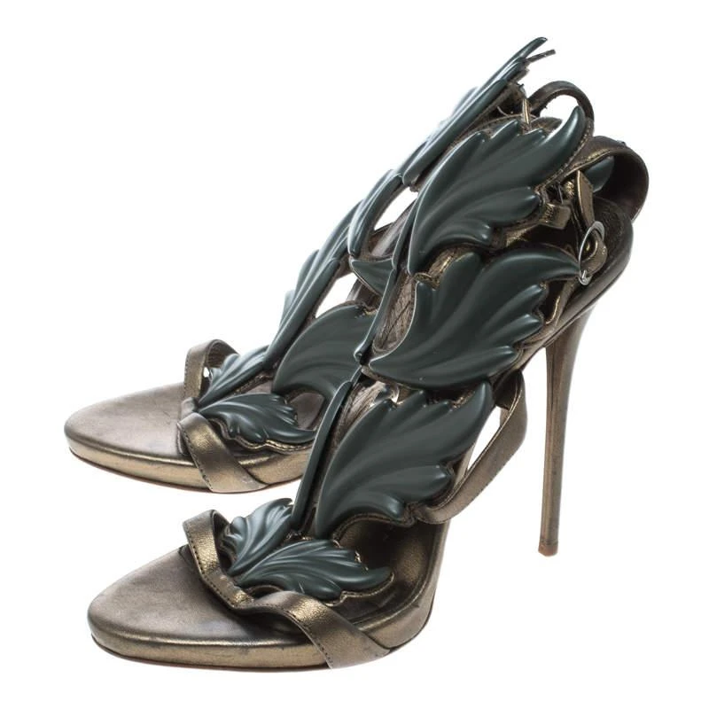 Giuseppe Zanotti Giuseppe Zanotti Olive Green Leather Argent Metal Wing Embellished Strappy Sandals Size 37 4