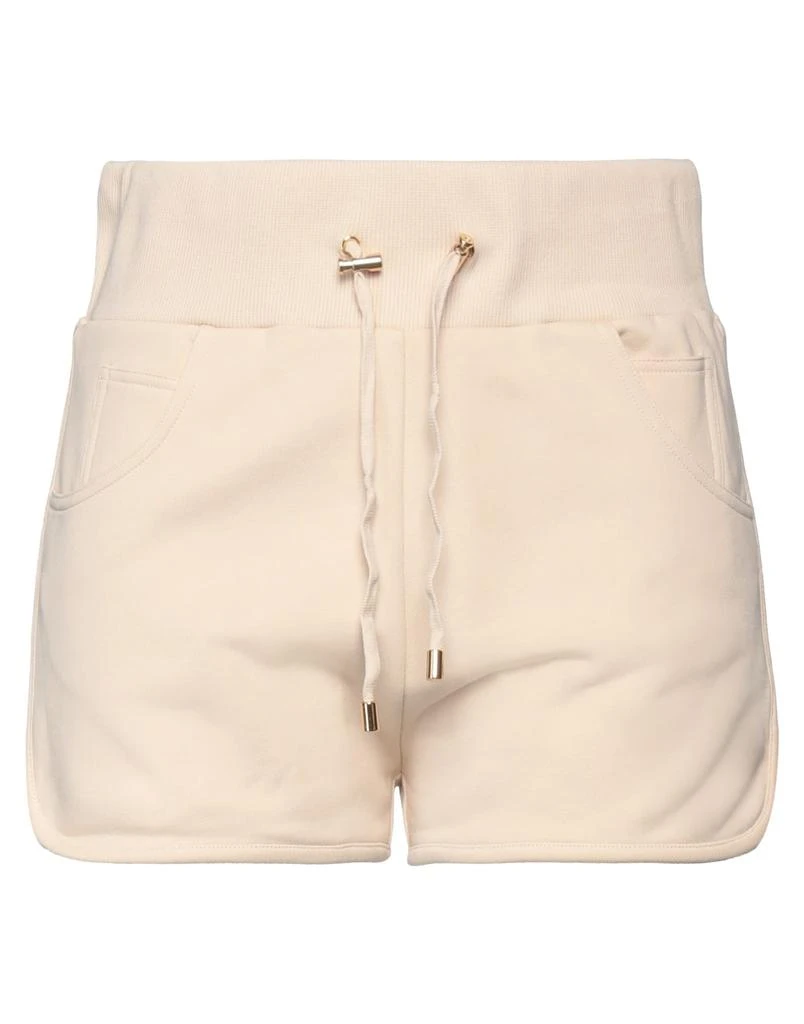 Balmain Shorts 
Bermuda 1