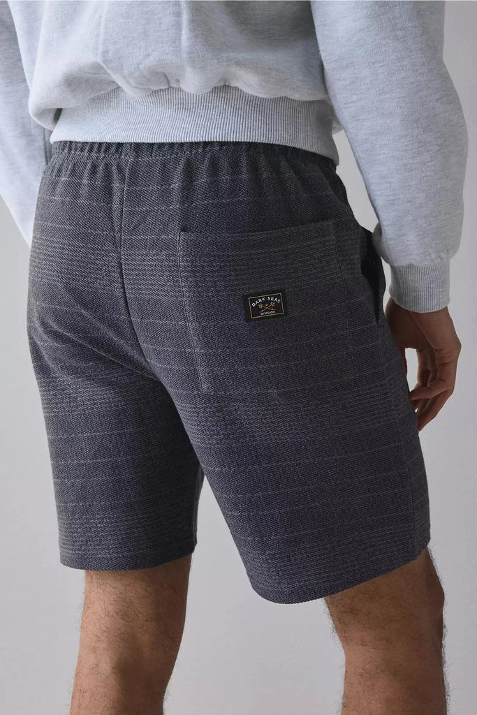 Dark Seas Dark Seas Cyrus Short 2