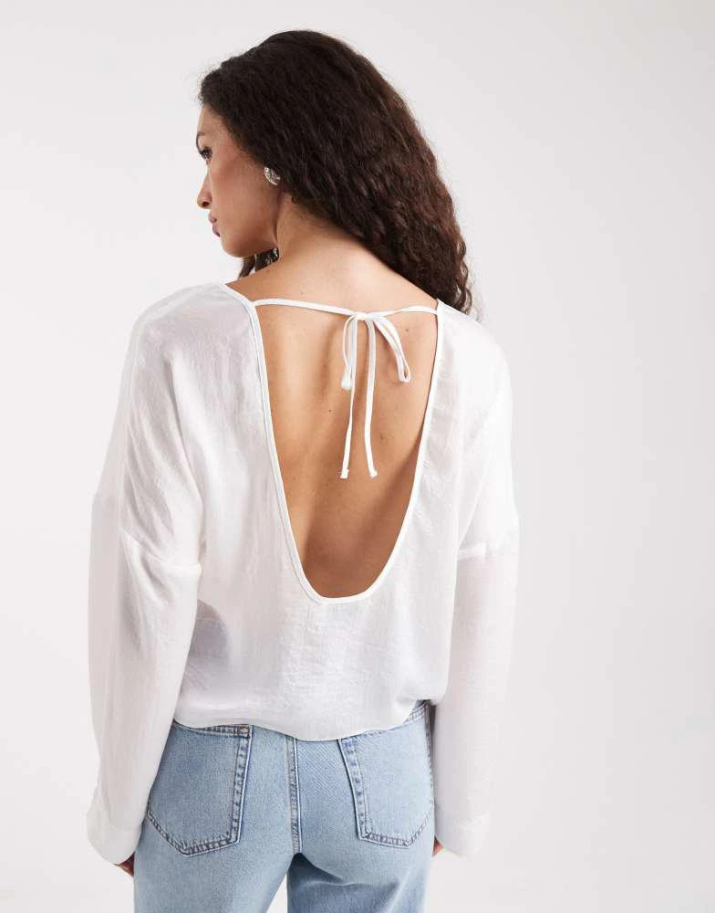 ASOS ASOS DESIGN long sleeve scoop detail blouse 2