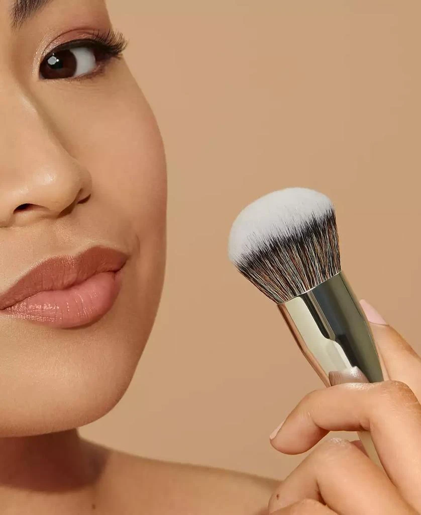 HALEYS Beauty Brilliant Kabuki Brush 4