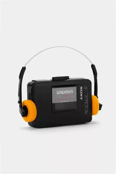 SONY Vintage Sony Walkman WM-AF23/BF23 AM/FM Portable Cassette Player 1