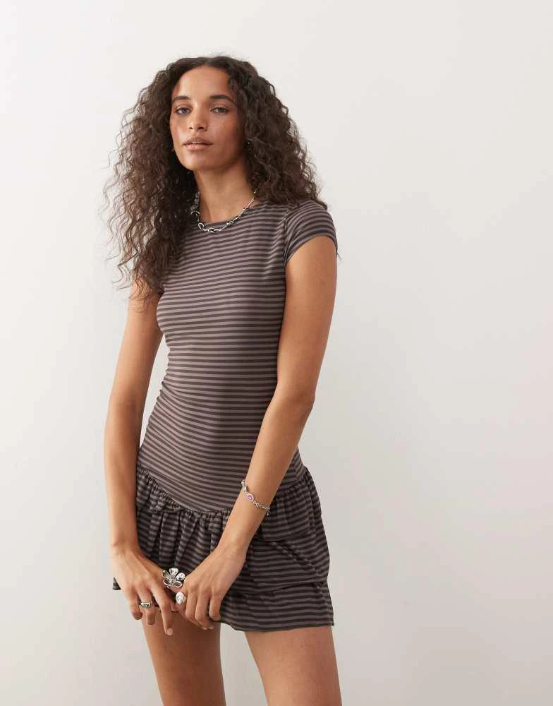 grunge dress up Medium 90s Sage Green Vine Print Mini Grunge Dress Size 10