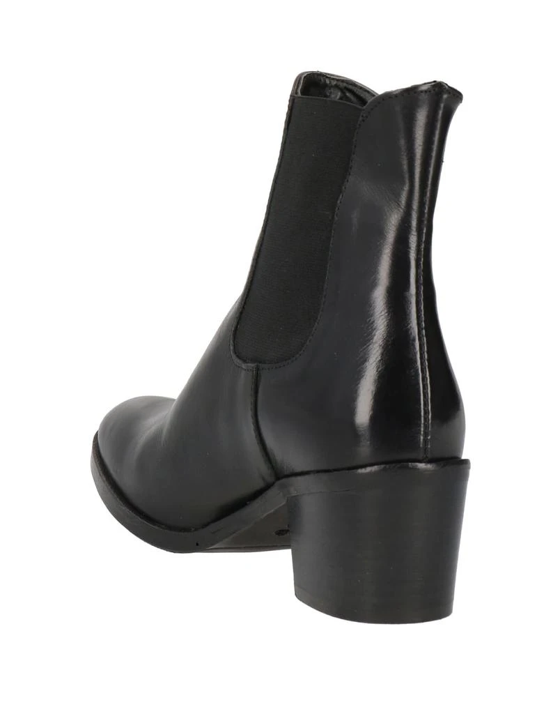 1725.A Ankle boot 3