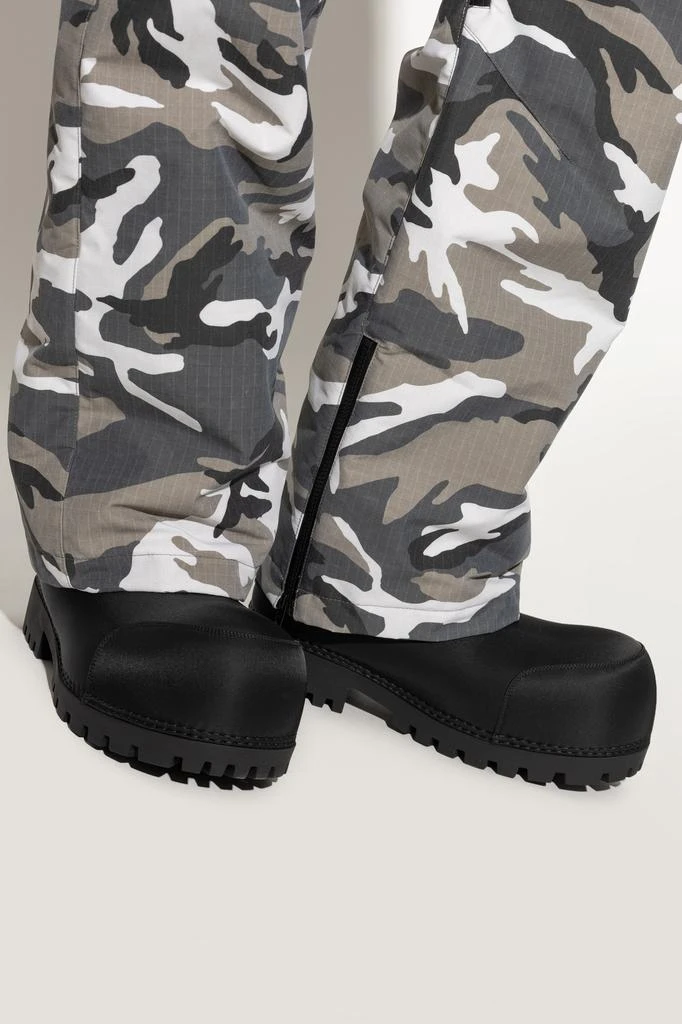 Balenciaga Snow boots Alaska from the Skiwear collection 2