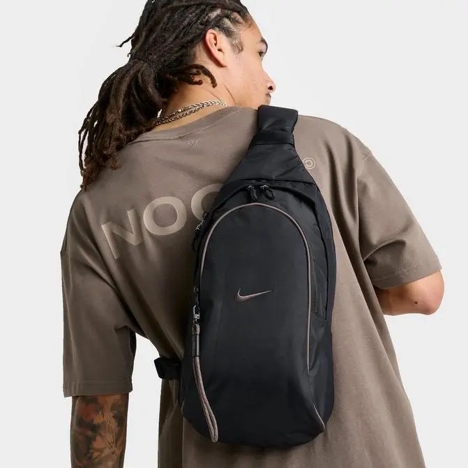 NIKE Nike Sportswear Essentials Sling Bag (8L) - Backpacks - BeyondStyle NIKE Nike Sportswear Essentials Sling Bag (8L) - Backpacks - BeyondStyle