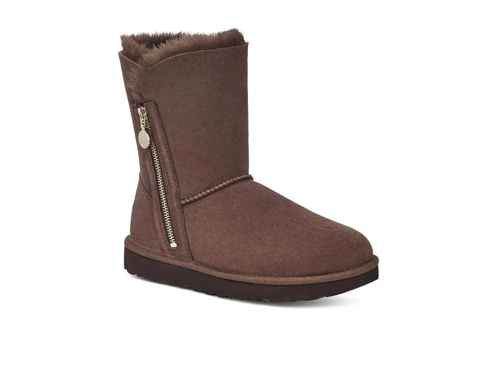 UGG Bailey Zip Short 1